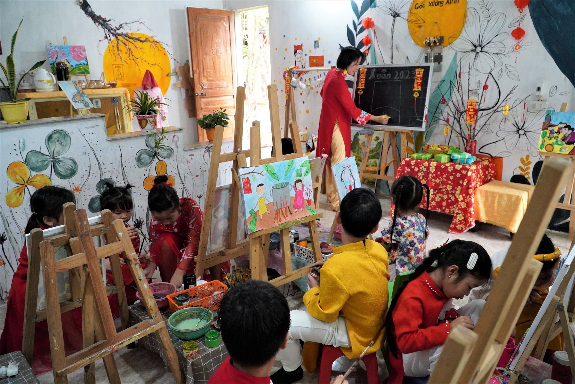 Lớp học vẽ ở Hà Nội cho trẻ số 1 không có số 2 Xưởng Nghệ Thuật ART TREE #25 Lớp học vẽ ở Hà Nội cho trẻ số 1 không có số 2 Xưởng Nghệ Thuật ART TREE